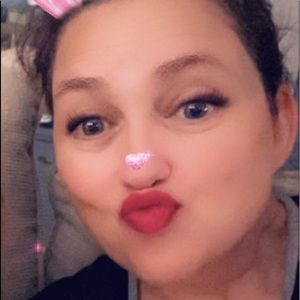 Meet your Posher, Gena